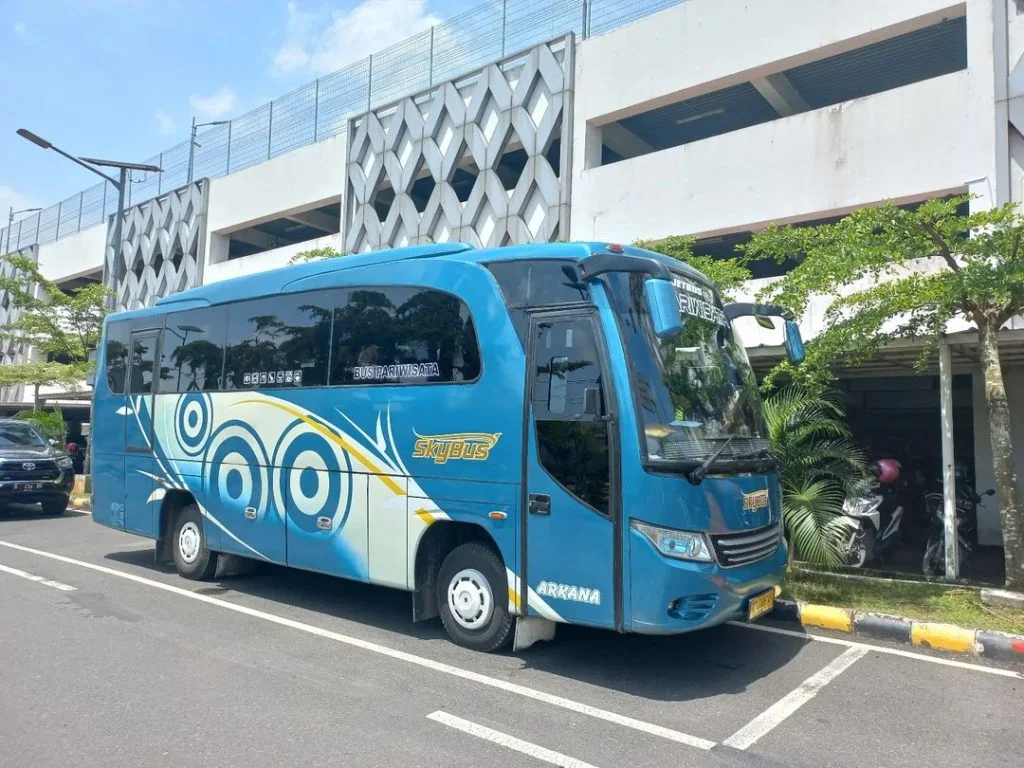 Sewa Bus Pariwisata Palembang