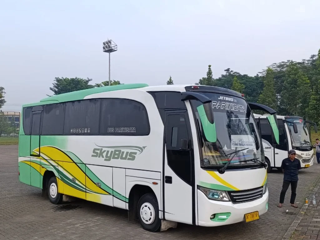 Sewa Bus 30 Seat Bandar Lampung