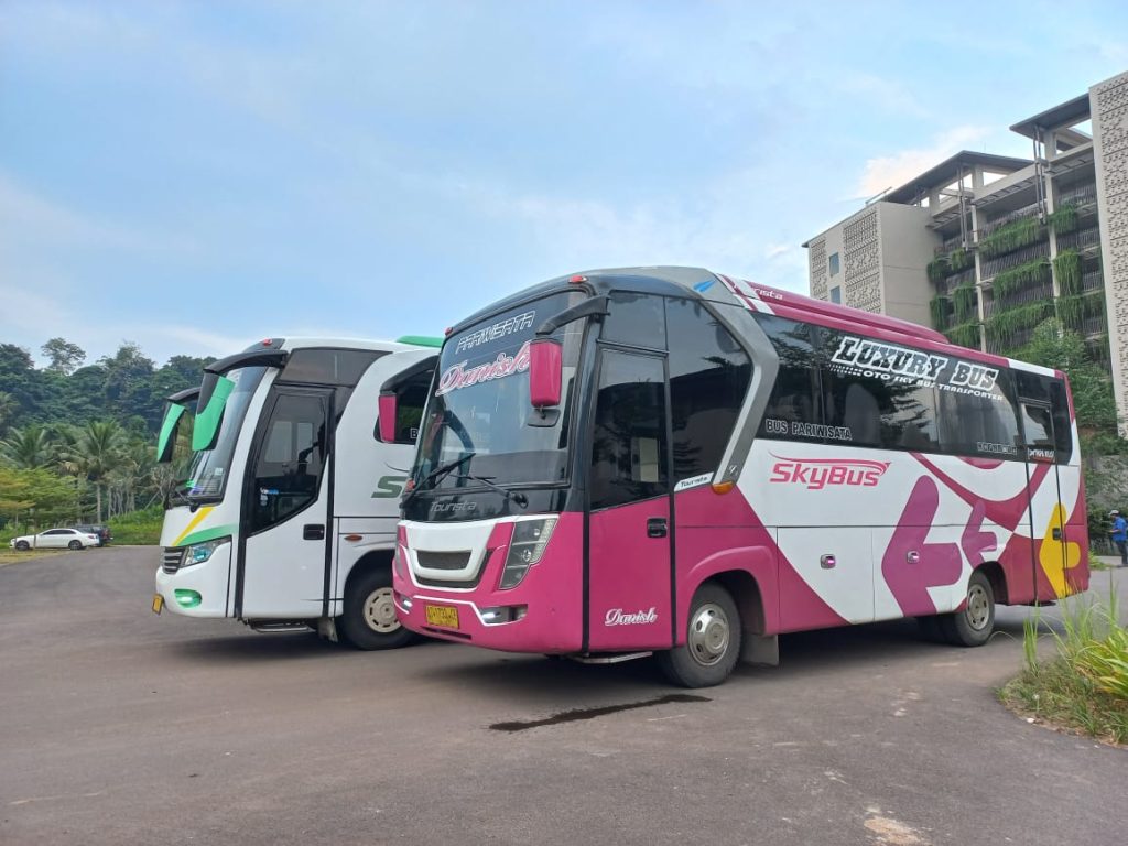 sewa bus metro lampung
