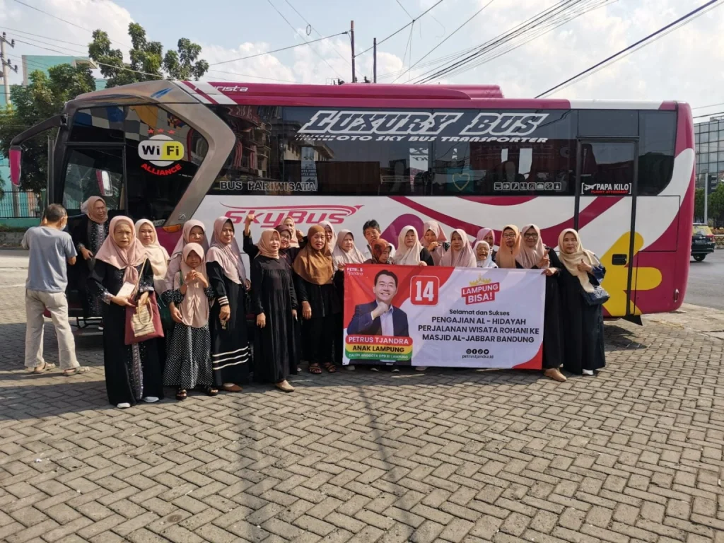 Sewa Bus Pariwisata Metro Lampung