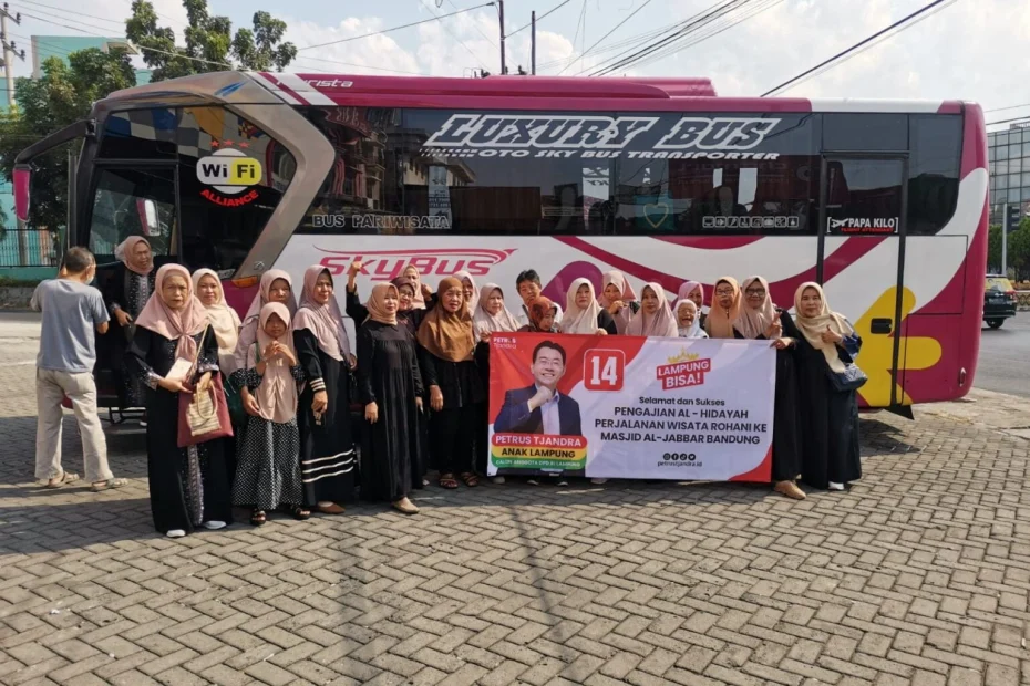 Sewa Bus Pariwisata Metro Lampung