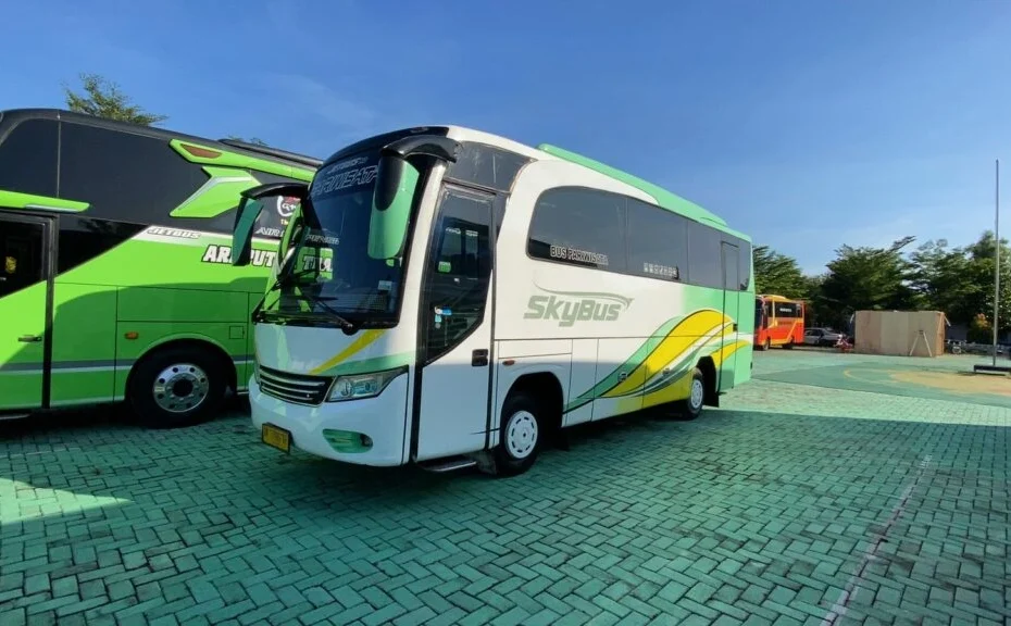 Sewa Bus PAriwisata Bandar Lampung (3)
