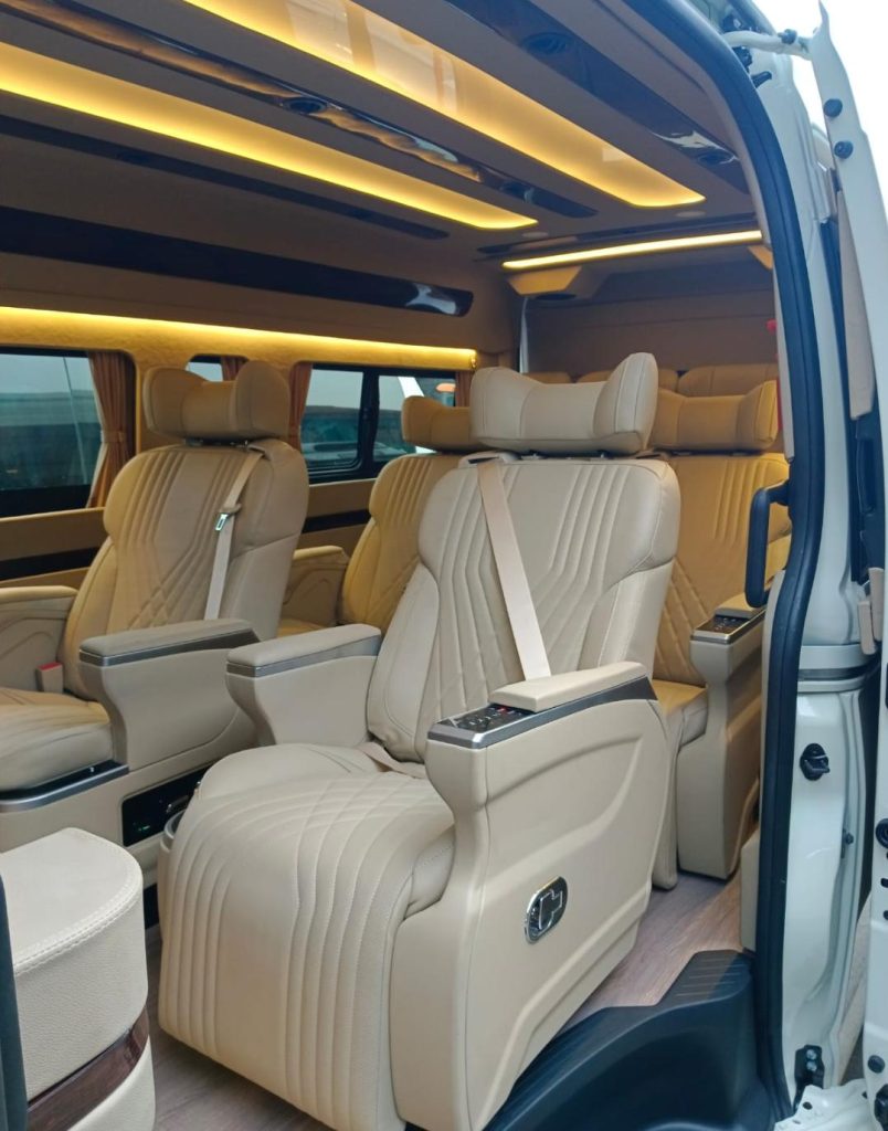 Sewa Bus Pariwisata SKYBUS Lampung Hiace Elf Medium dan Big Bus15