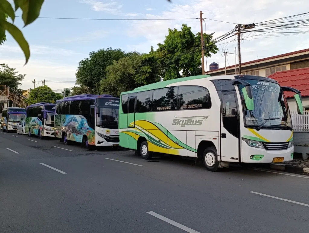 Sewa Bus Sky Bus Lampung