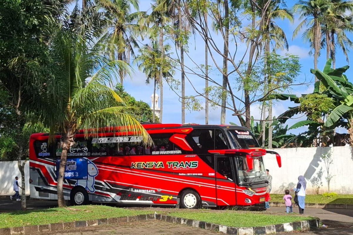Sewa Bus Kensya Trans Lampung untuk Perjalanan Rombongan